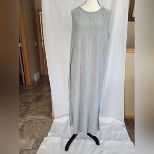 A New Day grey crew neck accordion pleat double slit sleeveless maxi dress L